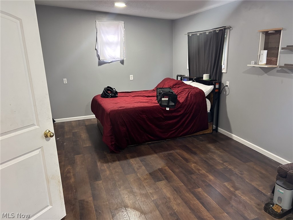 3049 Parkman Road Warren OH 44481