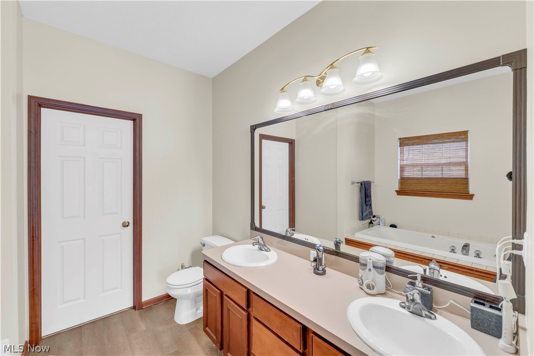 4201 Brooks Court Lorain OH 44053