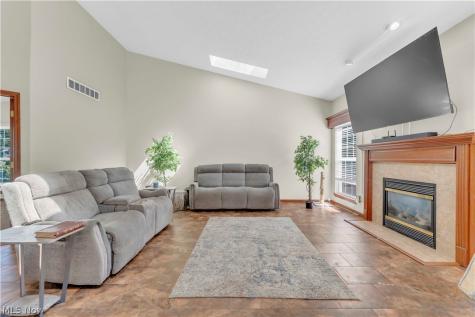 4201 Brooks Court Lorain OH 44053