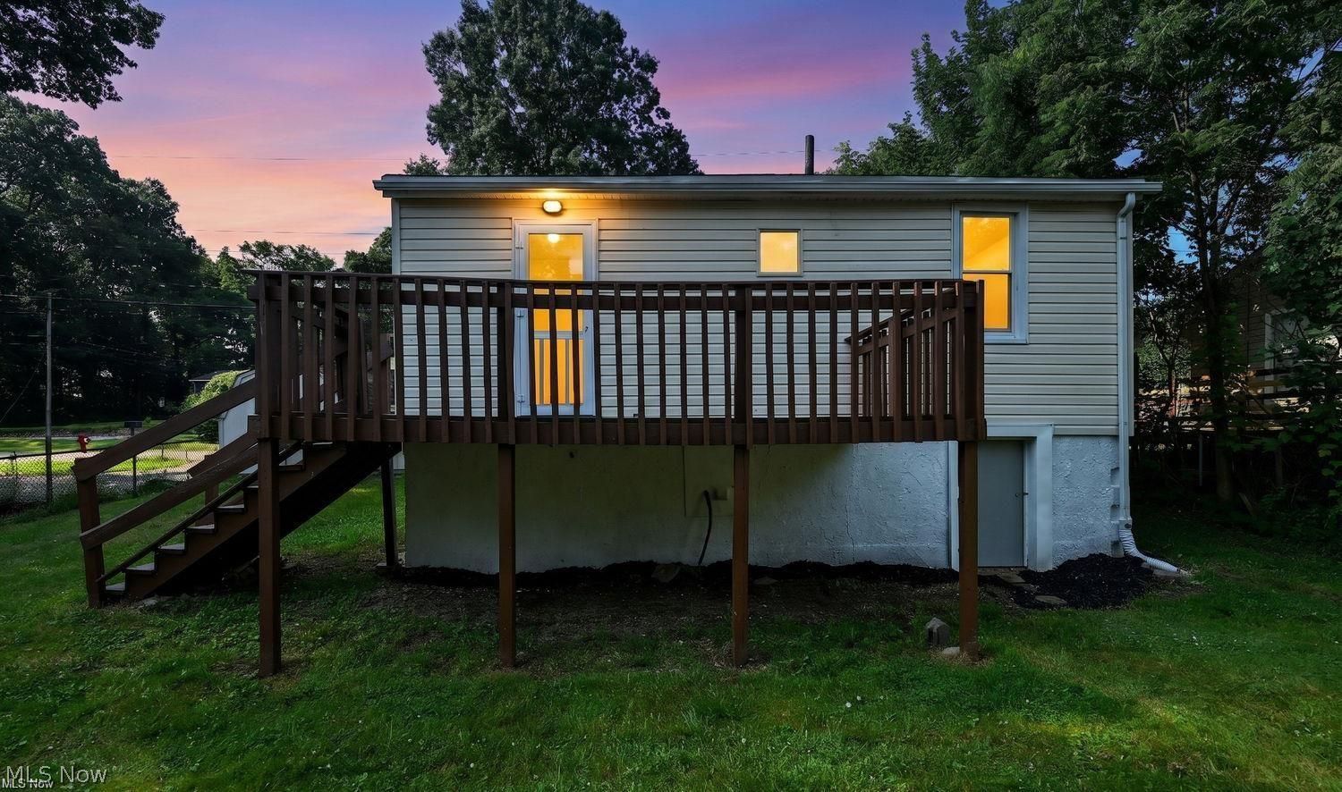 2487 Delaware Avenue Akron OH 44312
