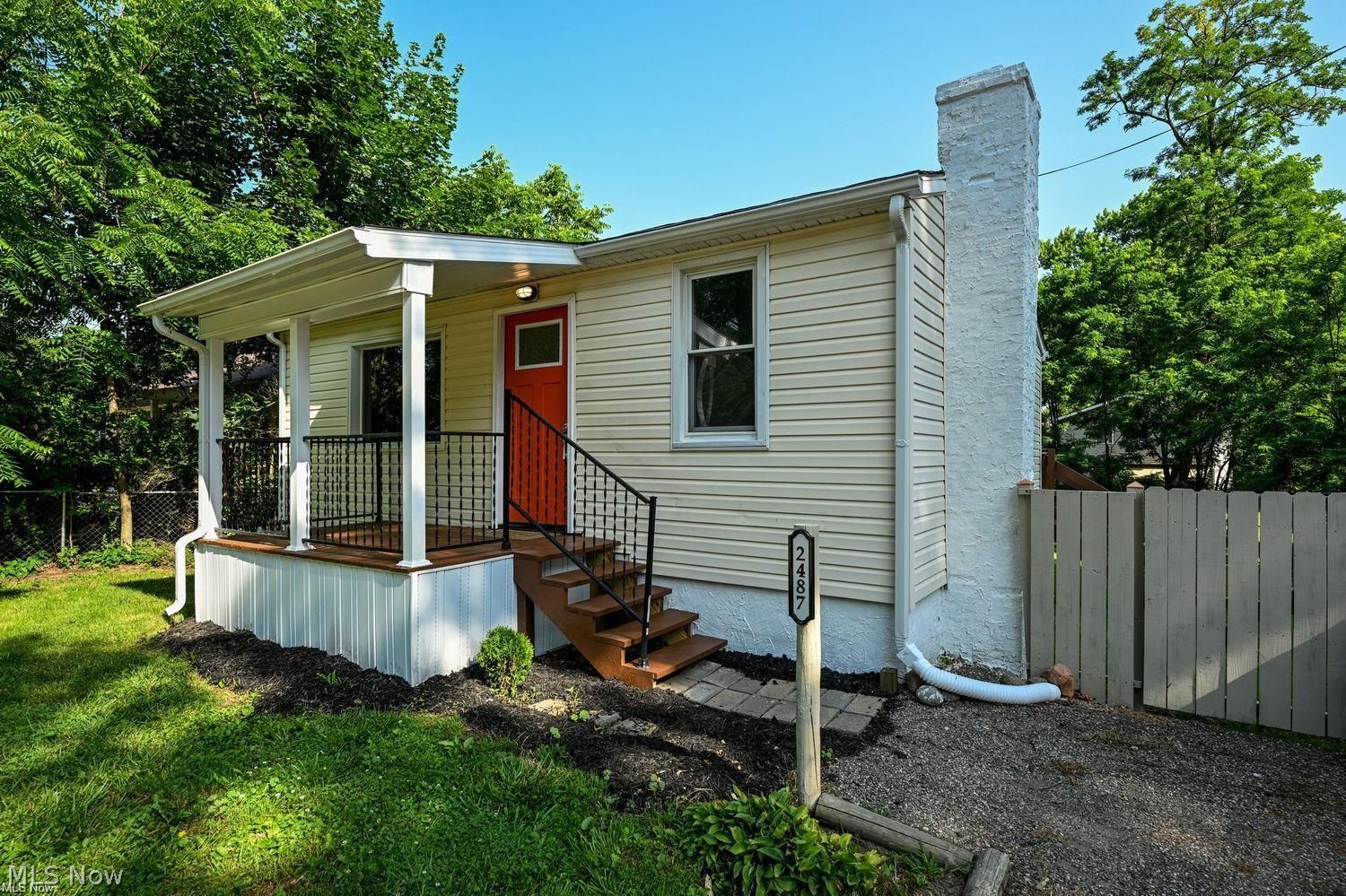 2487 Delaware Avenue Akron OH 44312
