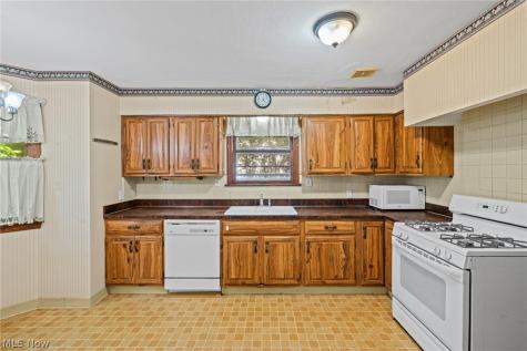 4137 Bushnell Road University Heights OH 44118