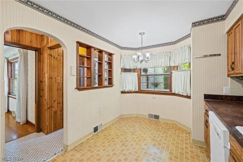 4137 Bushnell Road University Heights OH 44118