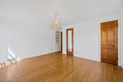 4137 Bushnell Road University Heights OH 44118