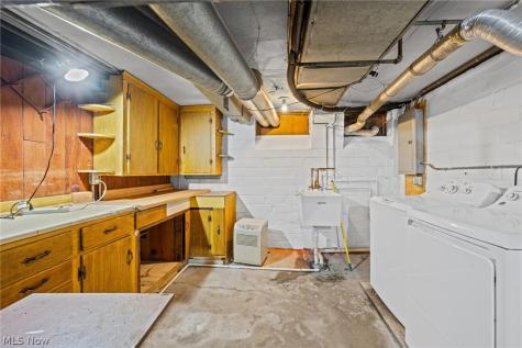4137 Bushnell Road University Heights OH 44118