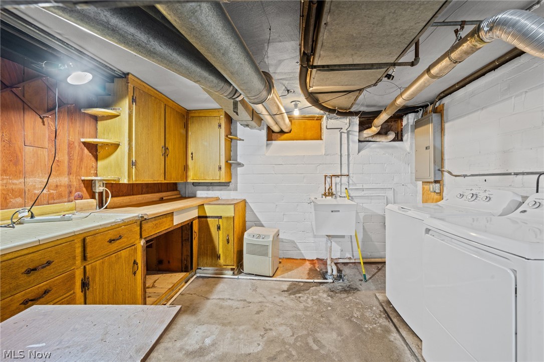 4137 Bushnell Road University Heights OH 44118