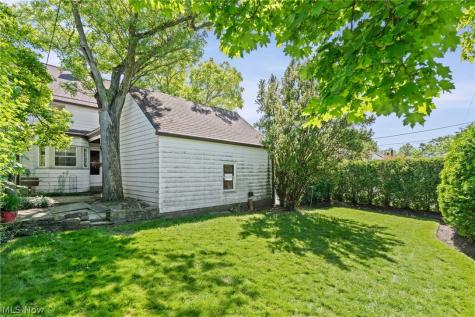 4137 Bushnell Road University Heights OH 44118