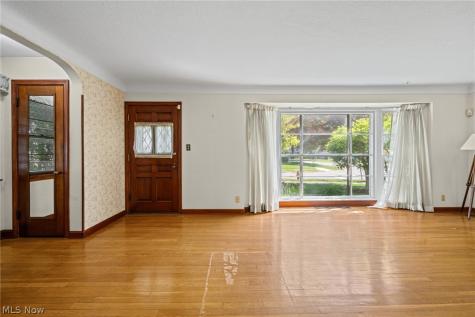 4137 Bushnell Road University Heights OH 44118