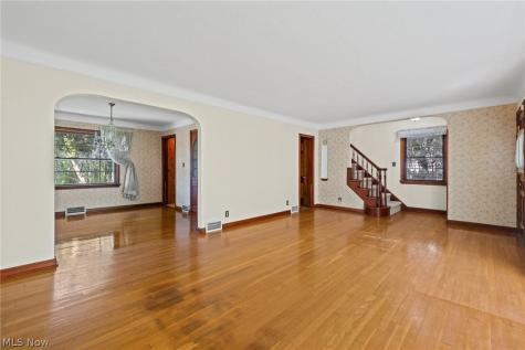 4137 Bushnell Road University Heights OH 44118