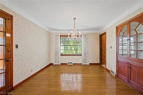 4137 Bushnell Road University Heights OH 44118