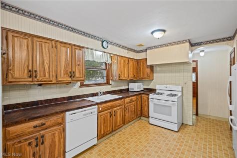 4137 Bushnell Road University Heights OH 44118