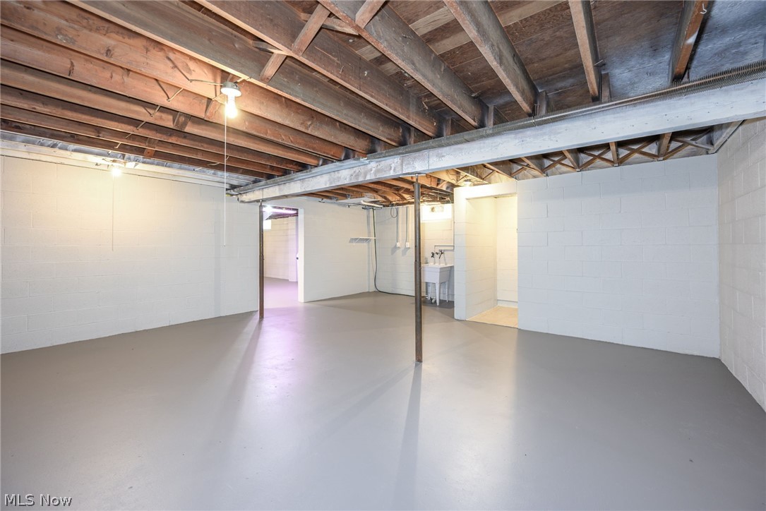 6019 State Route 751 SW Stone Creek OH 43840