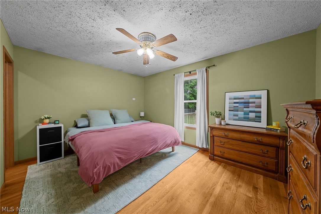 77 29th Street NW Barberton OH 44203