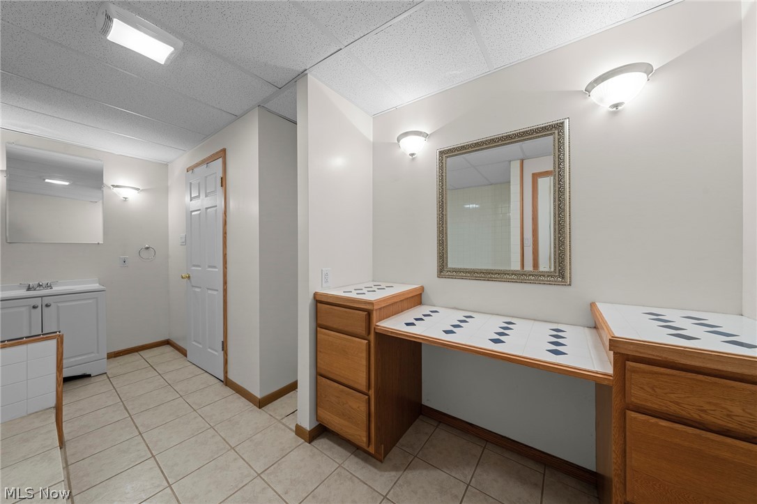 77 29th Street NW Barberton OH 44203