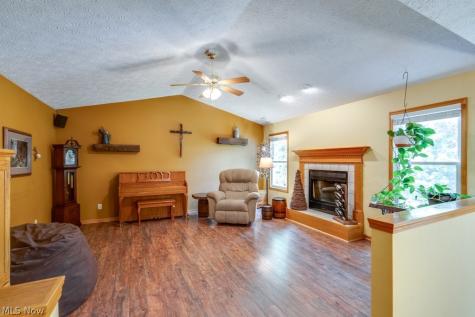 1075 Lanedale Street NW Massillon OH 44647