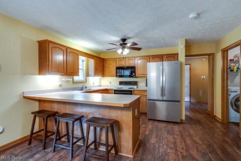 1075 Lanedale Street NW Massillon OH 44647
