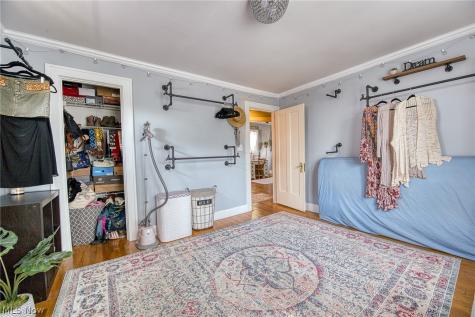 943 Cambridge Road Cleveland Heights OH 44121