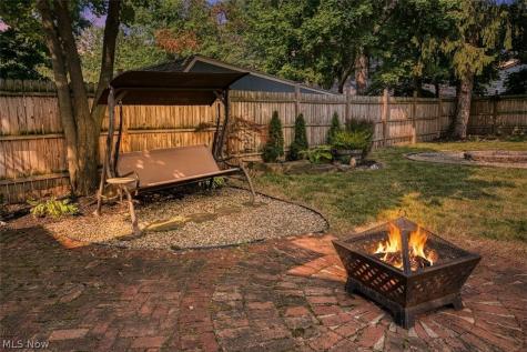 943 Cambridge Road Cleveland Heights OH 44121