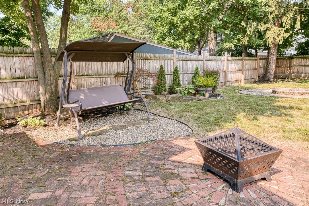 943 Cambridge Road Cleveland Heights OH 44121