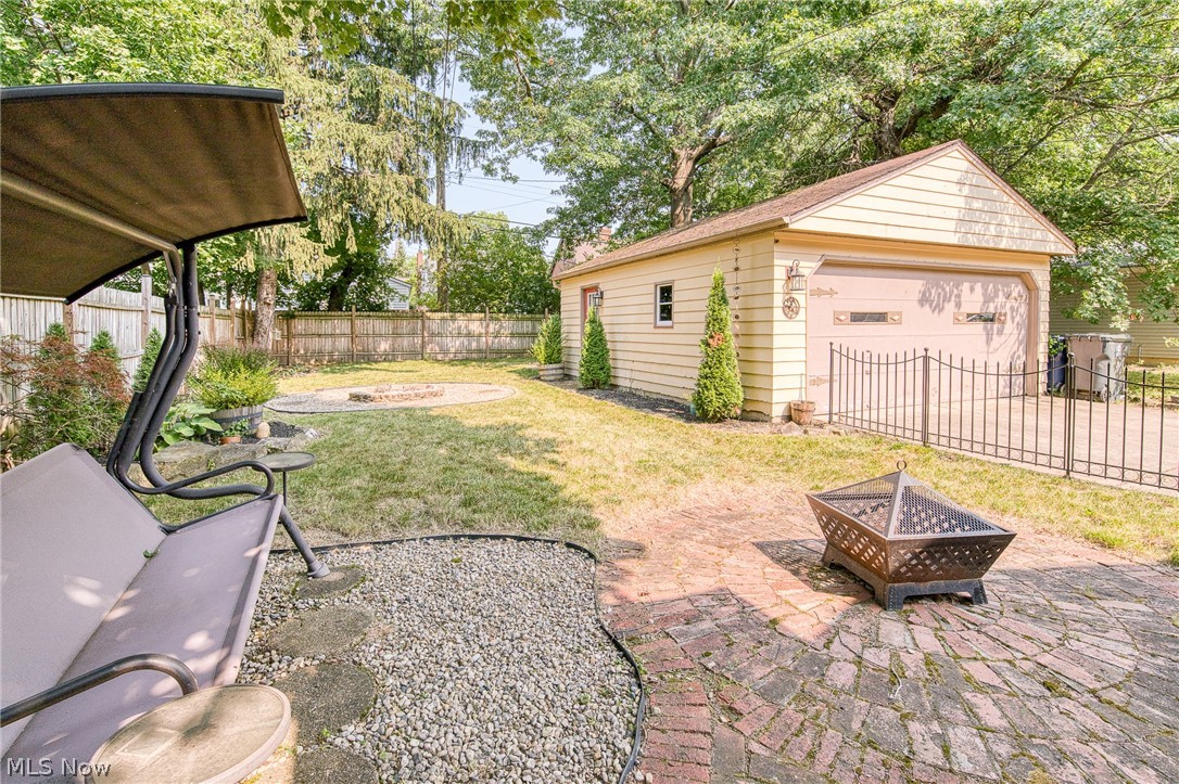 943 Cambridge Road Cleveland Heights OH 44121