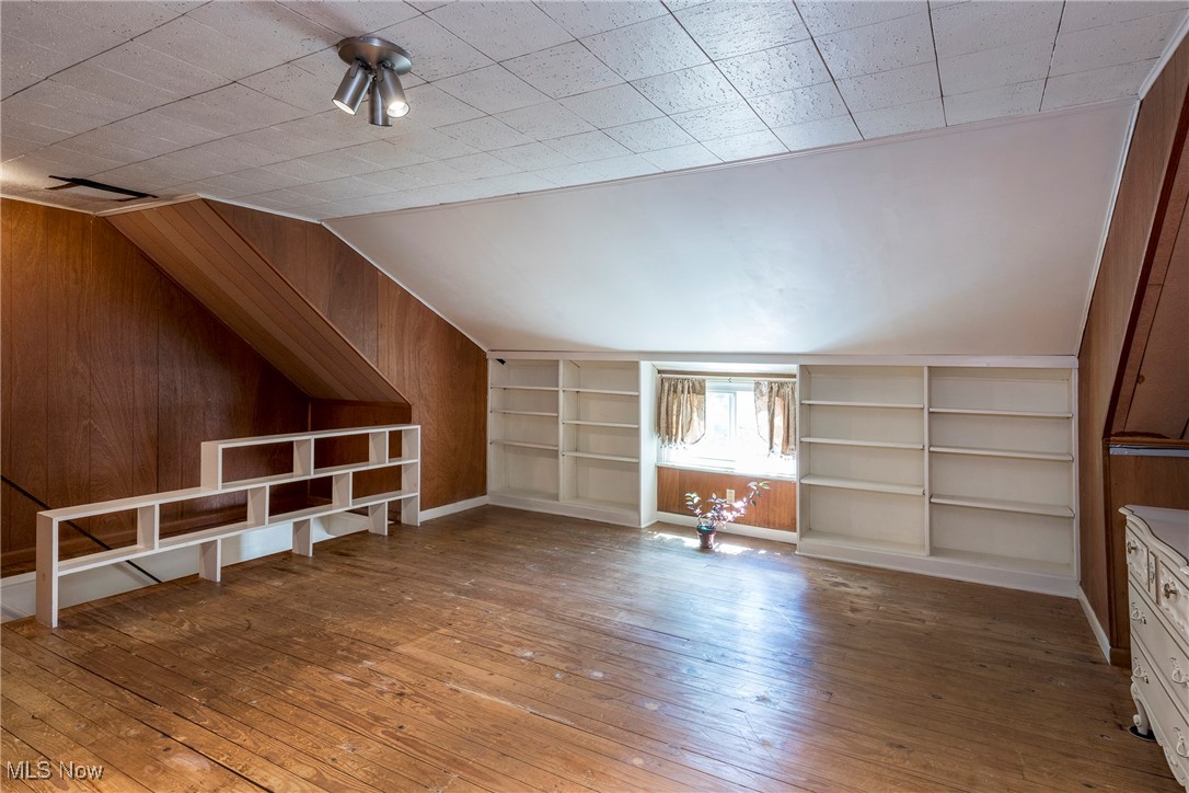 26471 Farringdon Avenue Euclid OH 44132