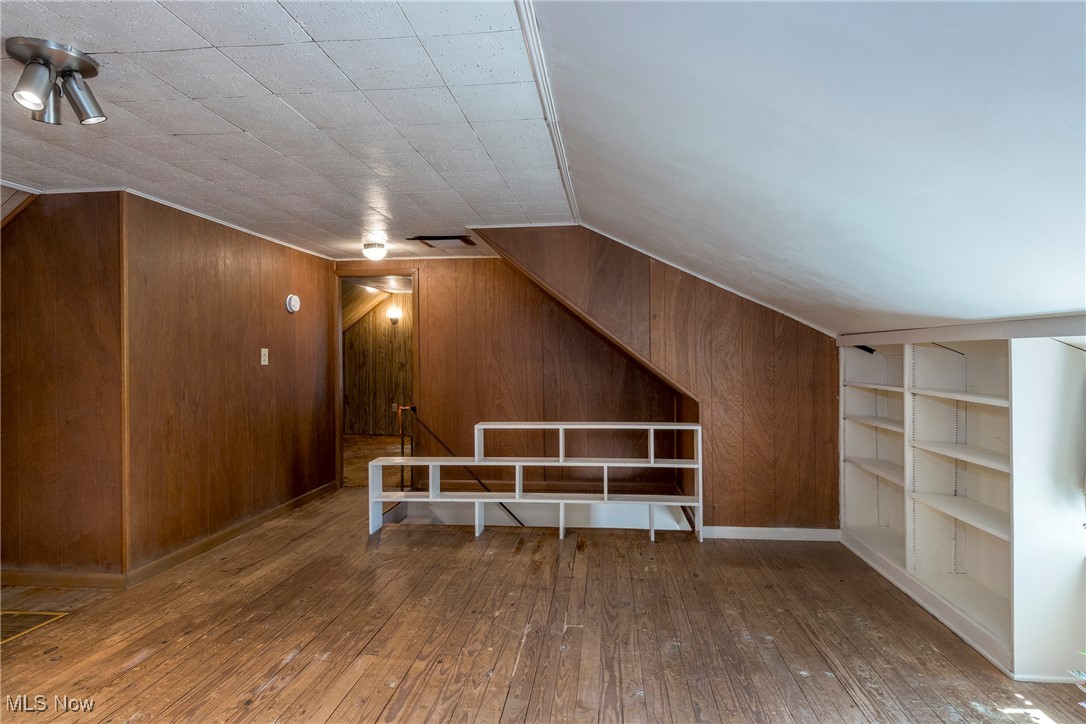 26471 Farringdon Avenue Euclid OH 44132