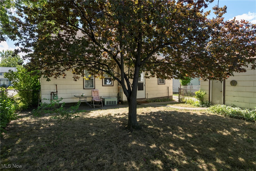 26471 Farringdon Avenue Euclid OH 44132