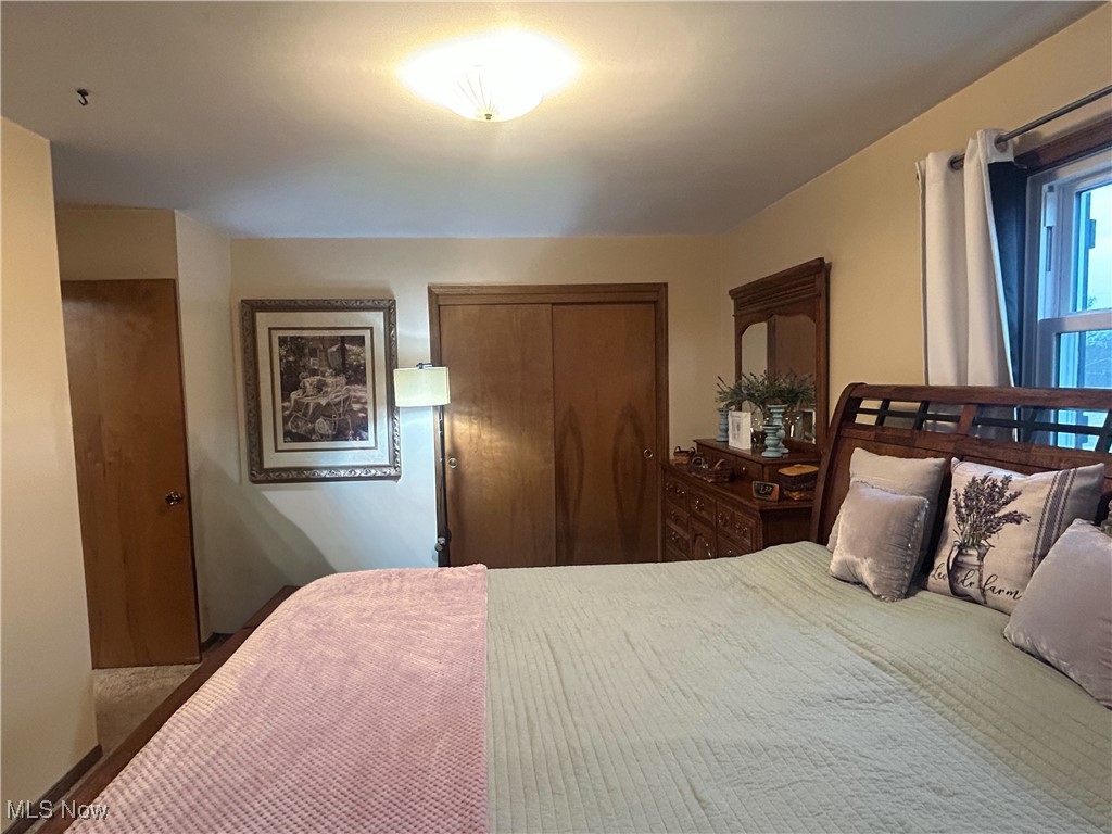 2242 S Mccoy Ridge Road Stockport OH 43787