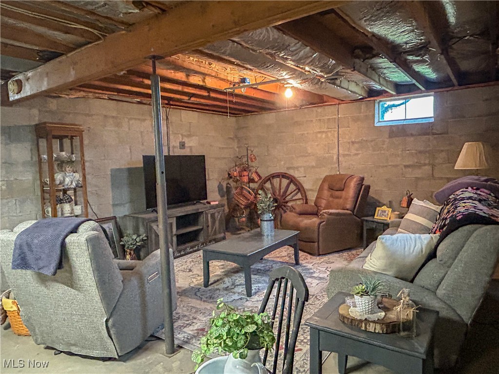 2242 S Mccoy Ridge Road Stockport OH 43787