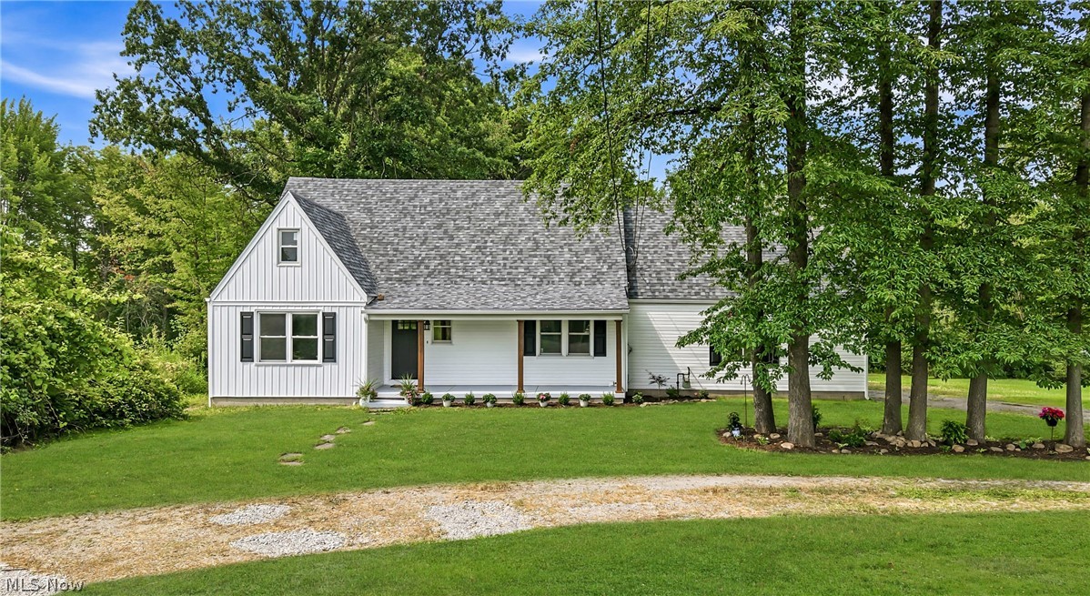 836 School Street Hubbard OH 44425