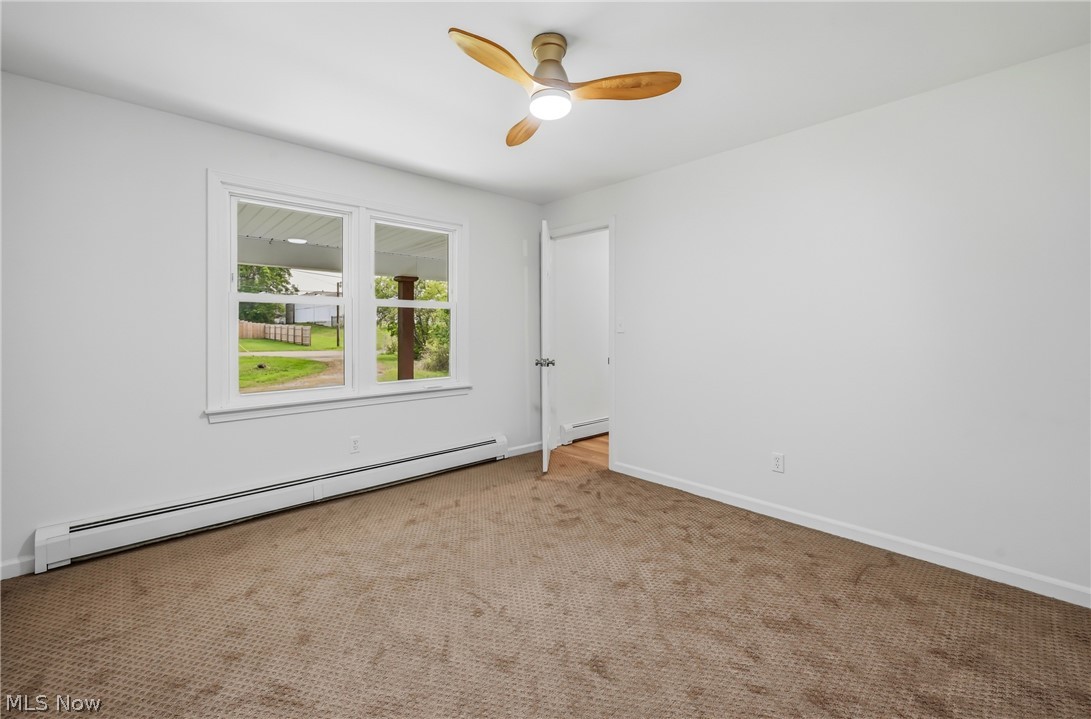 836 School Street Hubbard OH 44425
