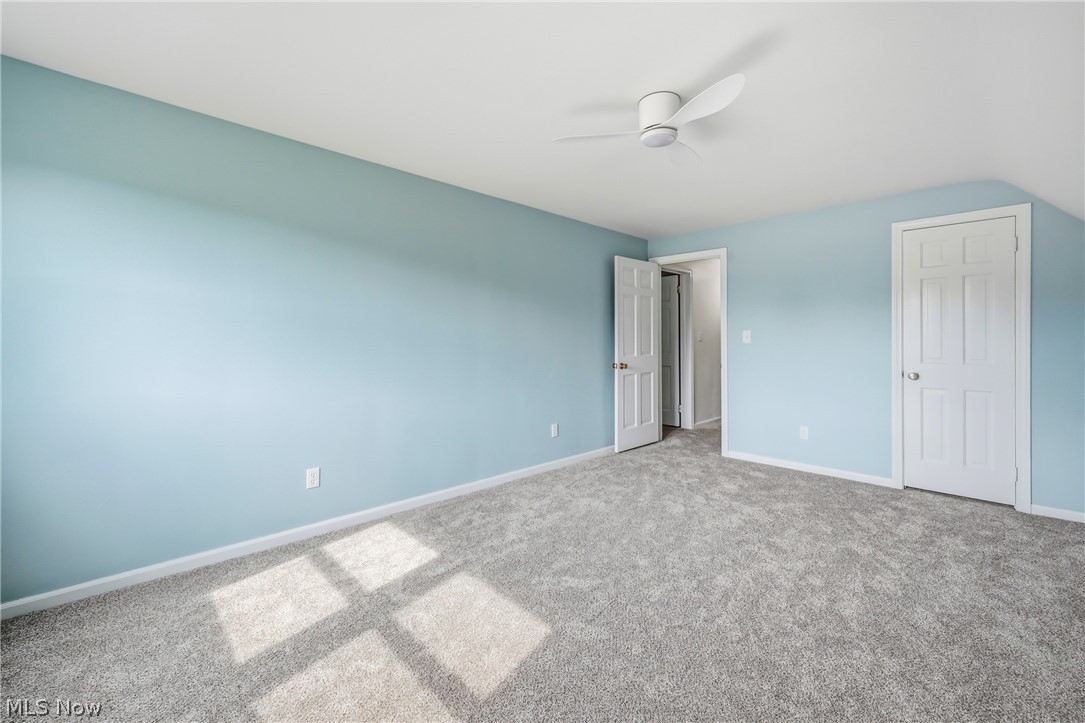 836 School Street Hubbard OH 44425