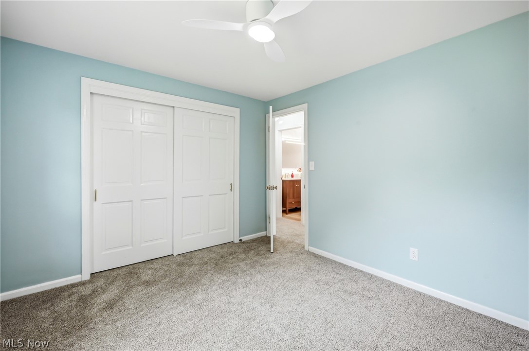 836 School Street Hubbard OH 44425
