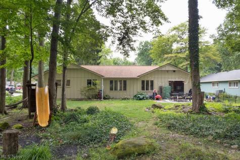 5901 Hawthorne Hollow North Ridgeville OH 44039