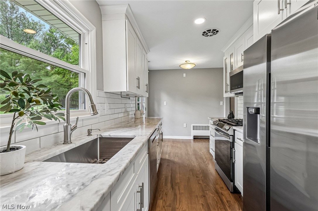 1818 E Wallings Road Broadview Heights OH 44147