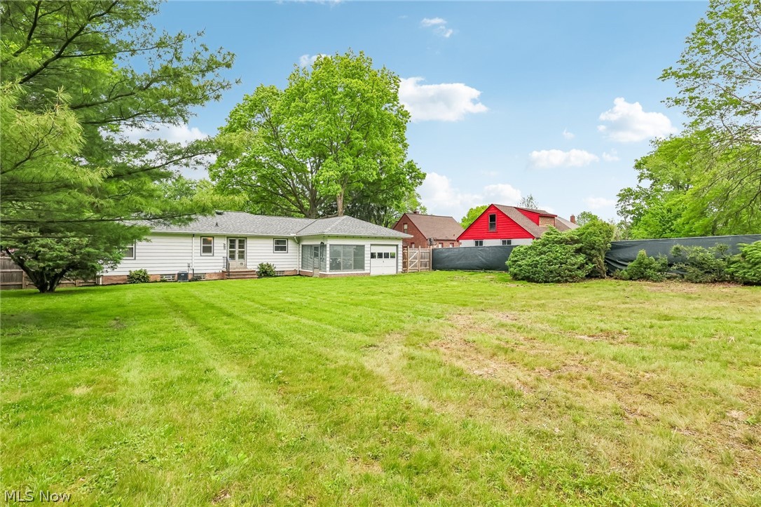 1818 E Wallings Road Broadview Heights OH 44147