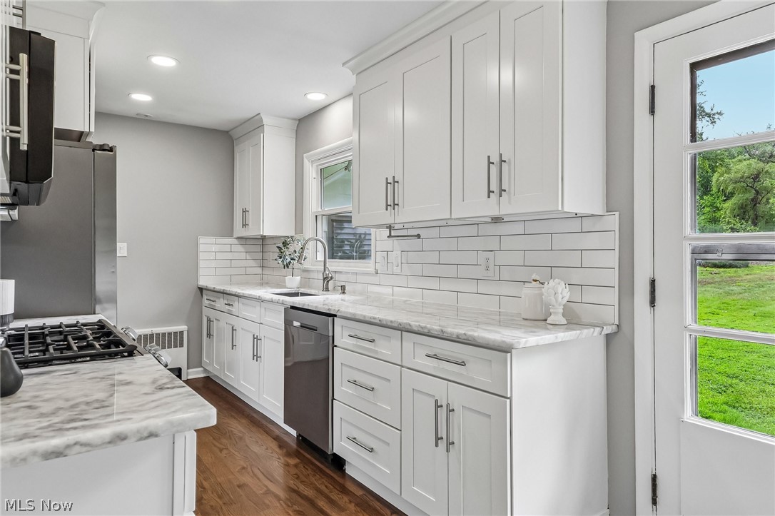 1818 E Wallings Road Broadview Heights OH 44147
