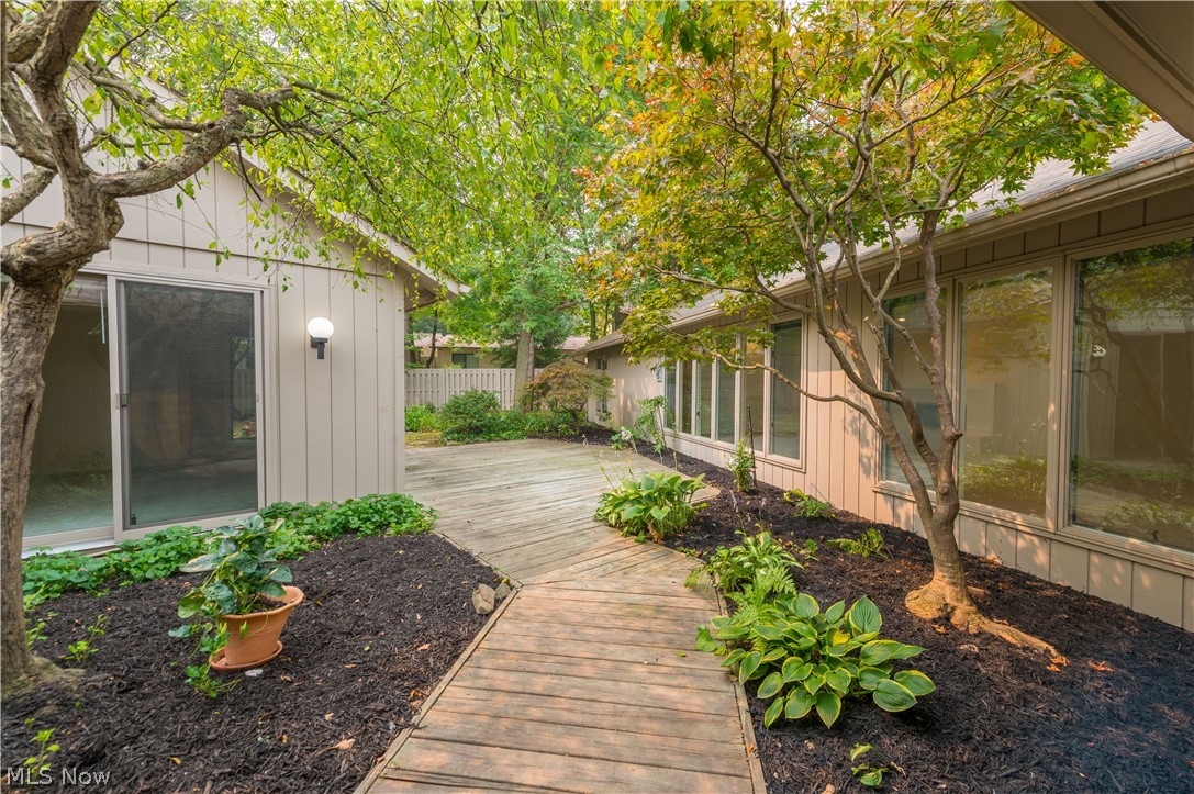 12761 Doria Court Strongsville OH 44149