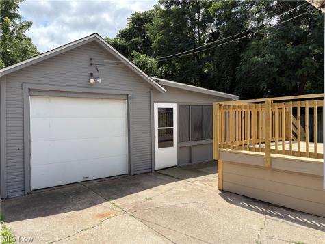 1082 Florida Avenue Akron OH 44314