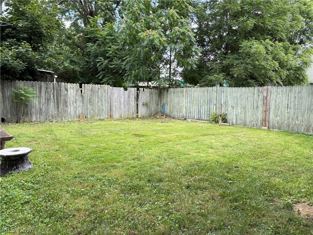 1082 Florida Avenue Akron OH 44314