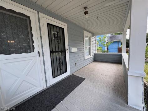 1082 Florida Avenue Akron OH 44314