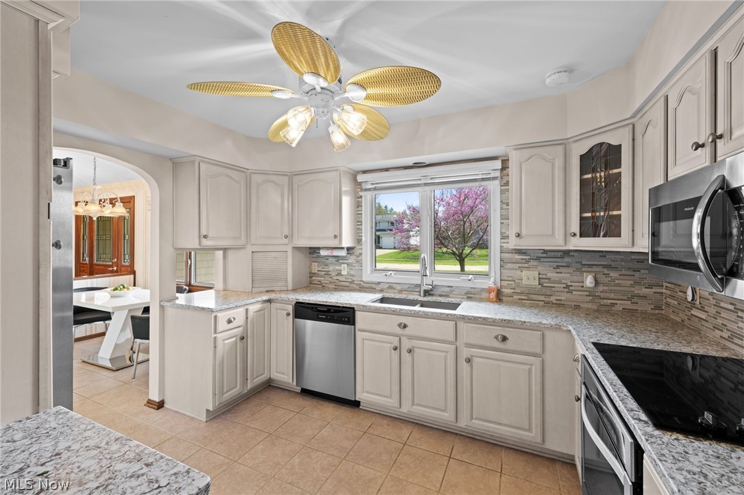 59 N Lakehurst Drive Eastlake OH 44095
