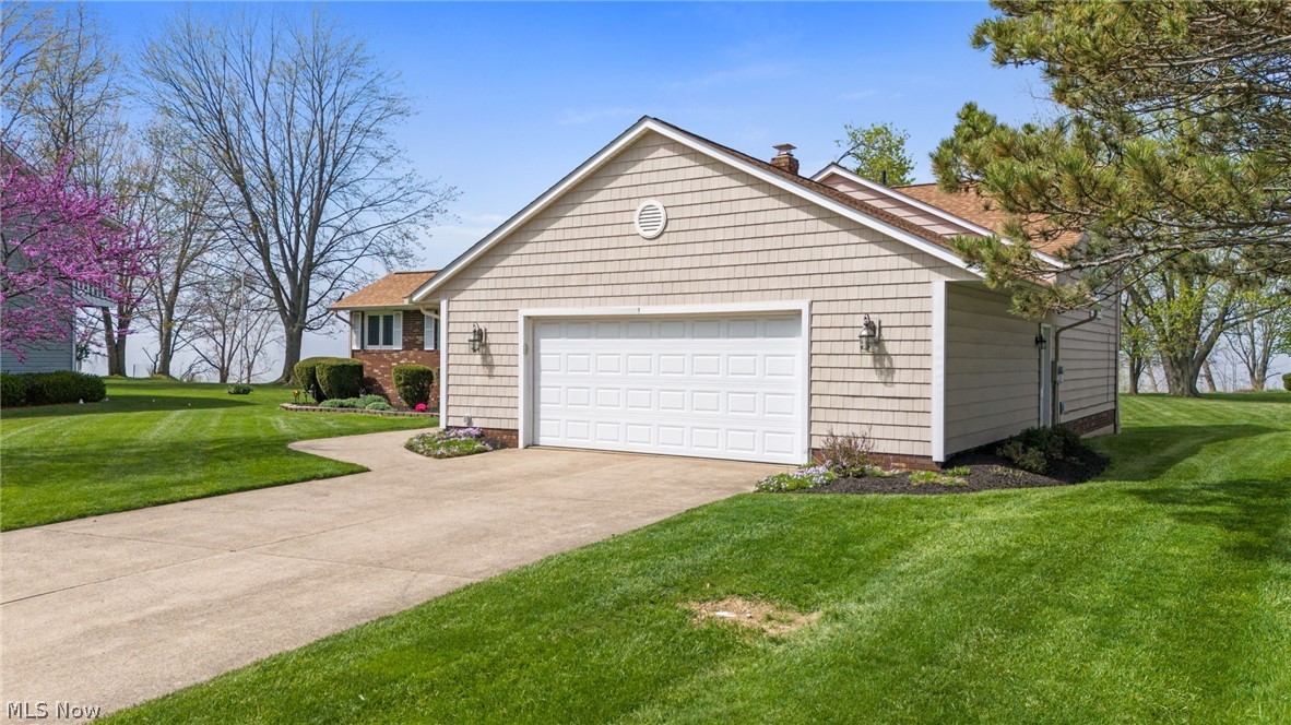 59 N Lakehurst Drive Eastlake OH 44095