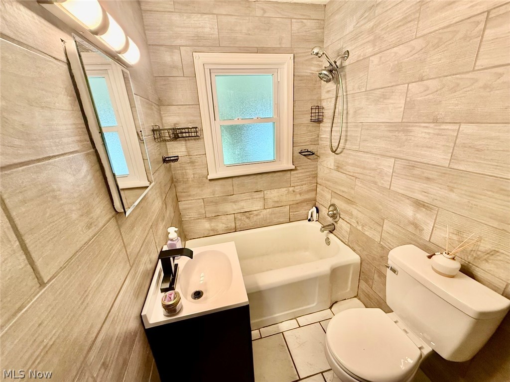 540 Eastlawn Street Geneva OH 44041