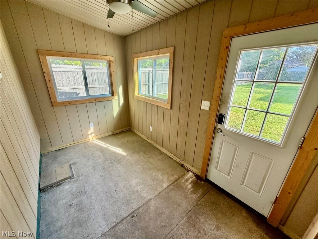 540 Eastlawn Street Geneva OH 44041