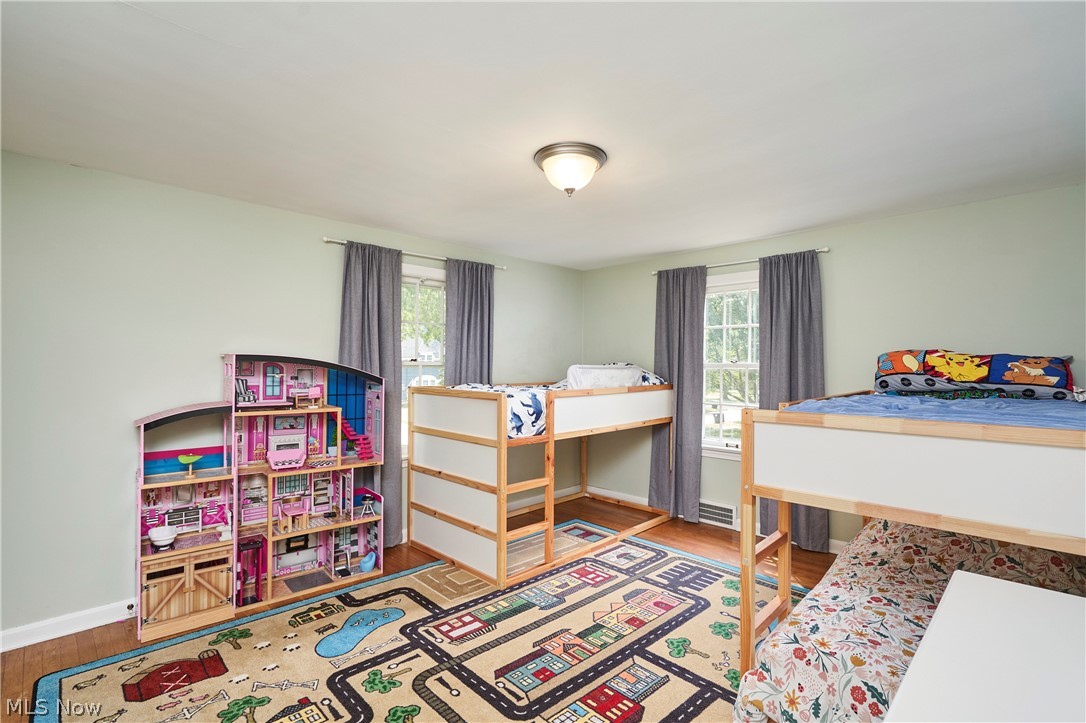 156 Melbourne Avenue Akron OH 44313