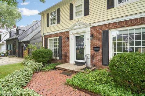 156 Melbourne Avenue Akron OH 44313