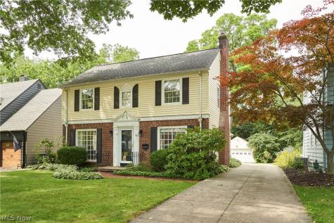 156 Melbourne Avenue Akron OH 44313