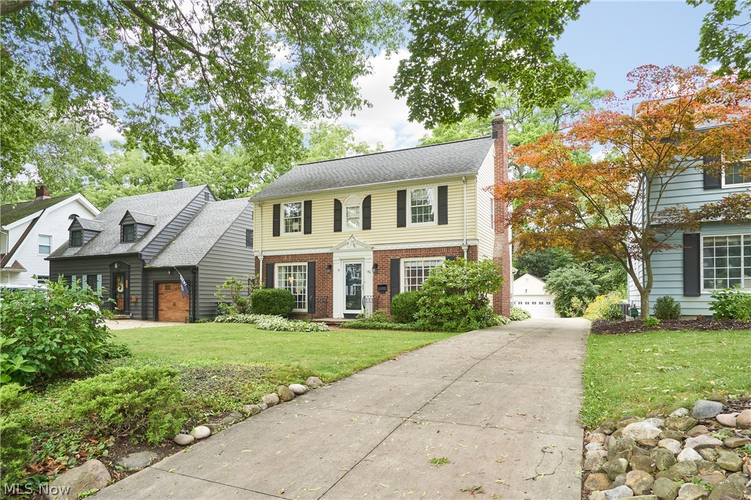 156 Melbourne Avenue Akron OH 44313