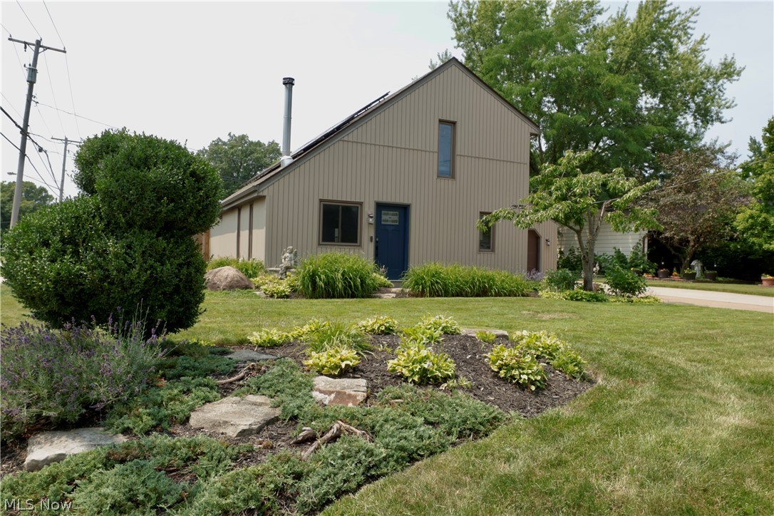 788 Idlewood Avenue Sheffield Lake OH 44054